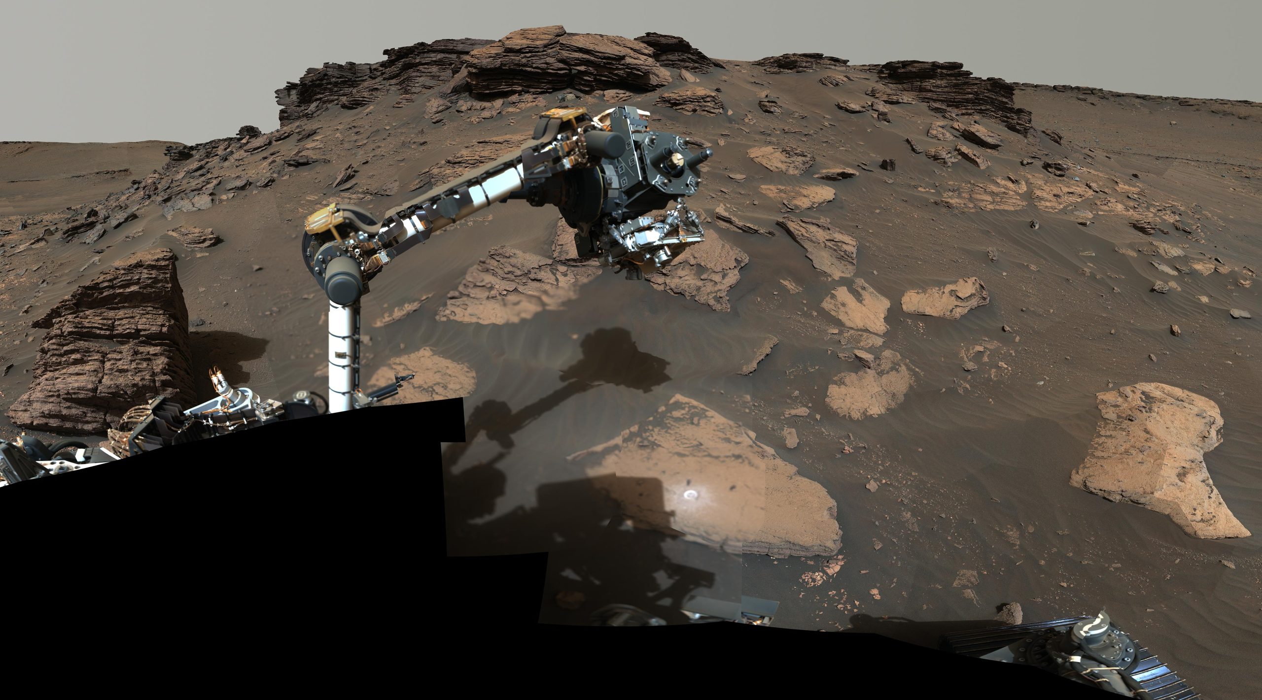 古代の火星の生活を探す：NASAの忍耐強いローバーは、新しい光の中で火星を見る